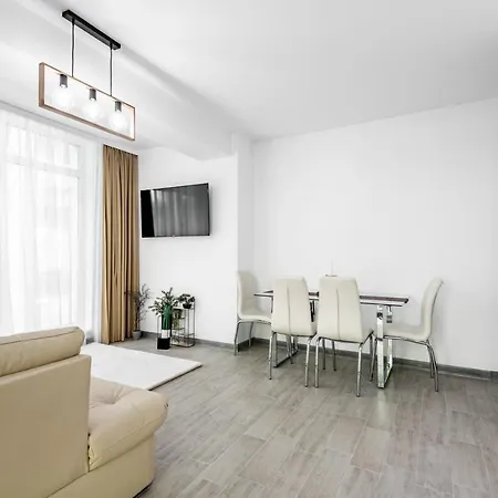 Harmony 3 Mamaia Apartment *