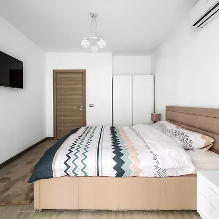 Harmony 3 Mamaia Apartment